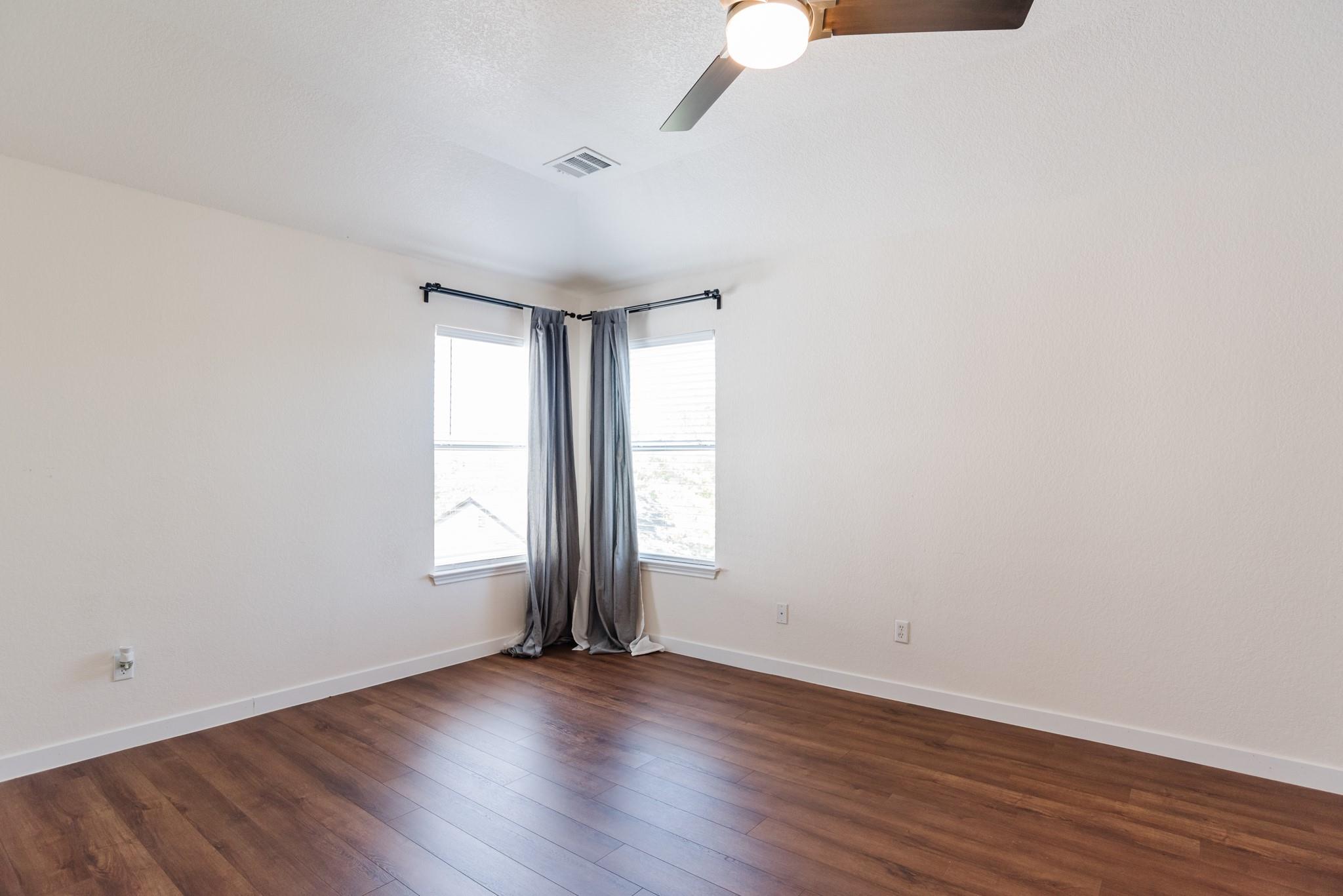 532 Sampson None Property Photo 20
