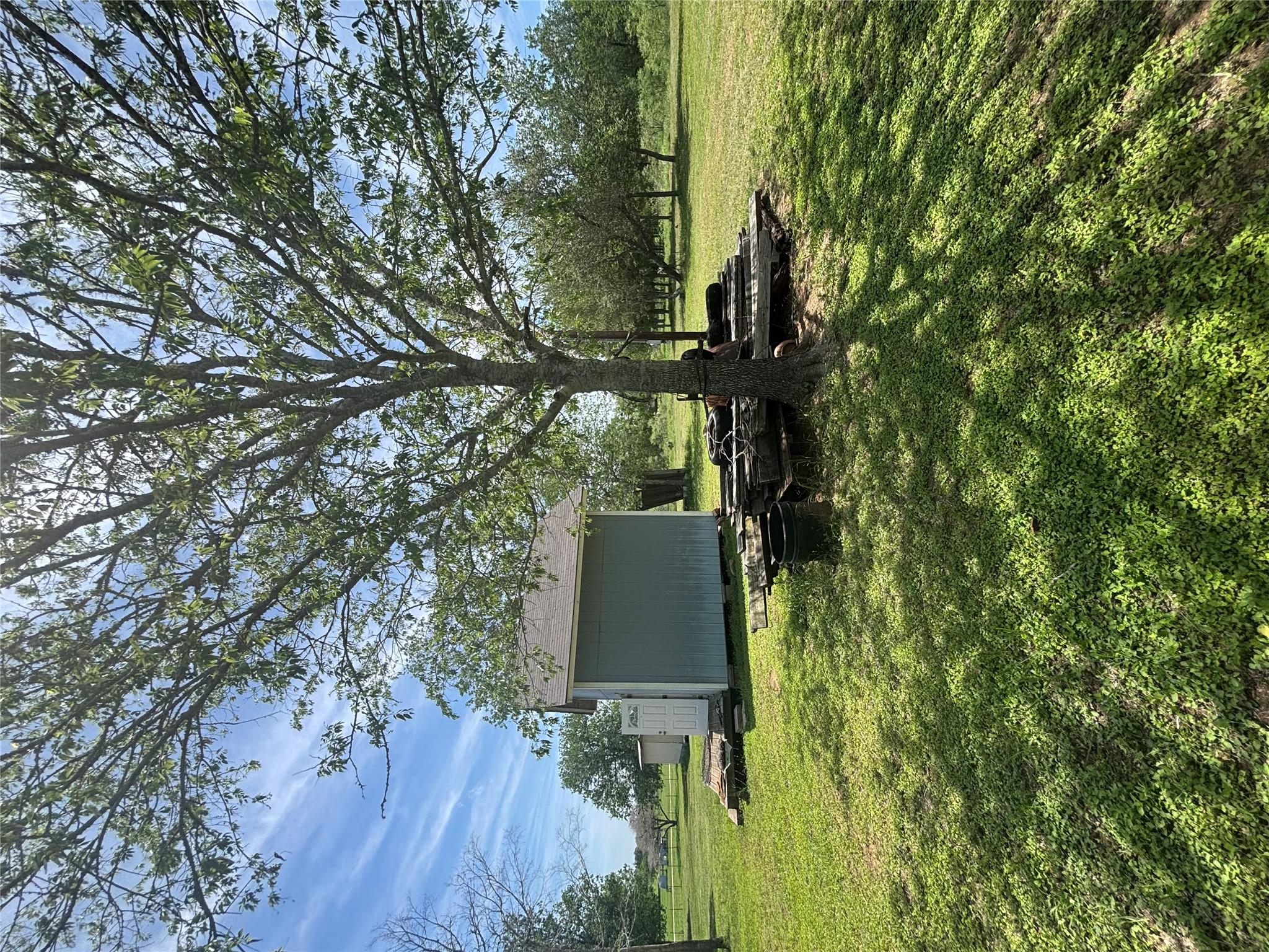 916 Rolling Oaks Dr Property Photo 16