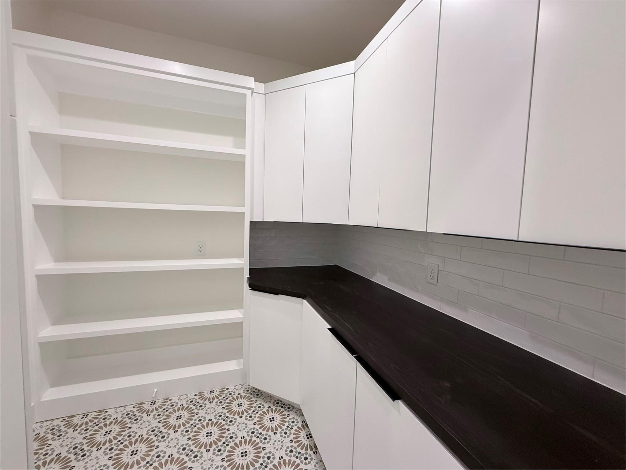 314 Alloway Dr Property Photo 7