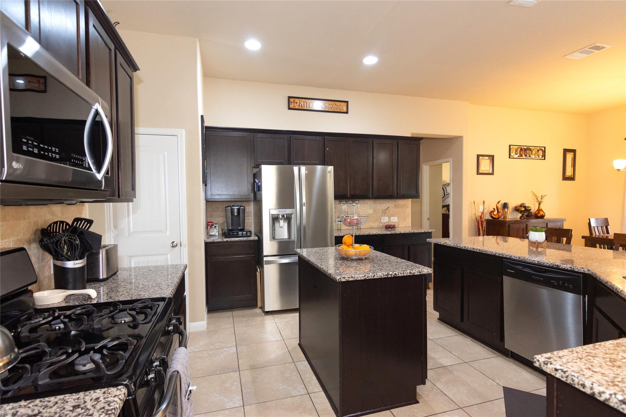 16428 Marcello Dr Property Photo 14