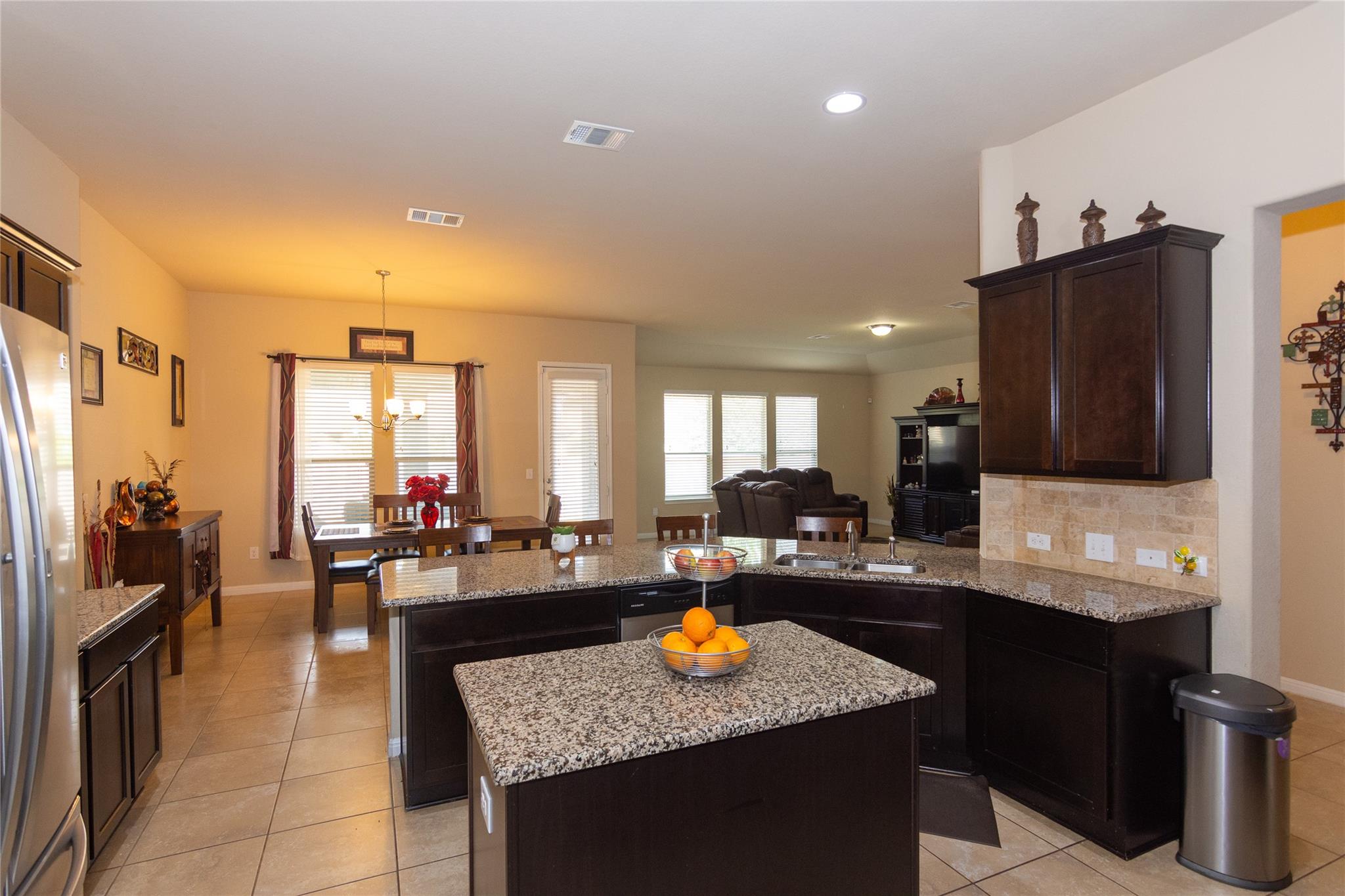 16428 Marcello Dr Property Photo 15