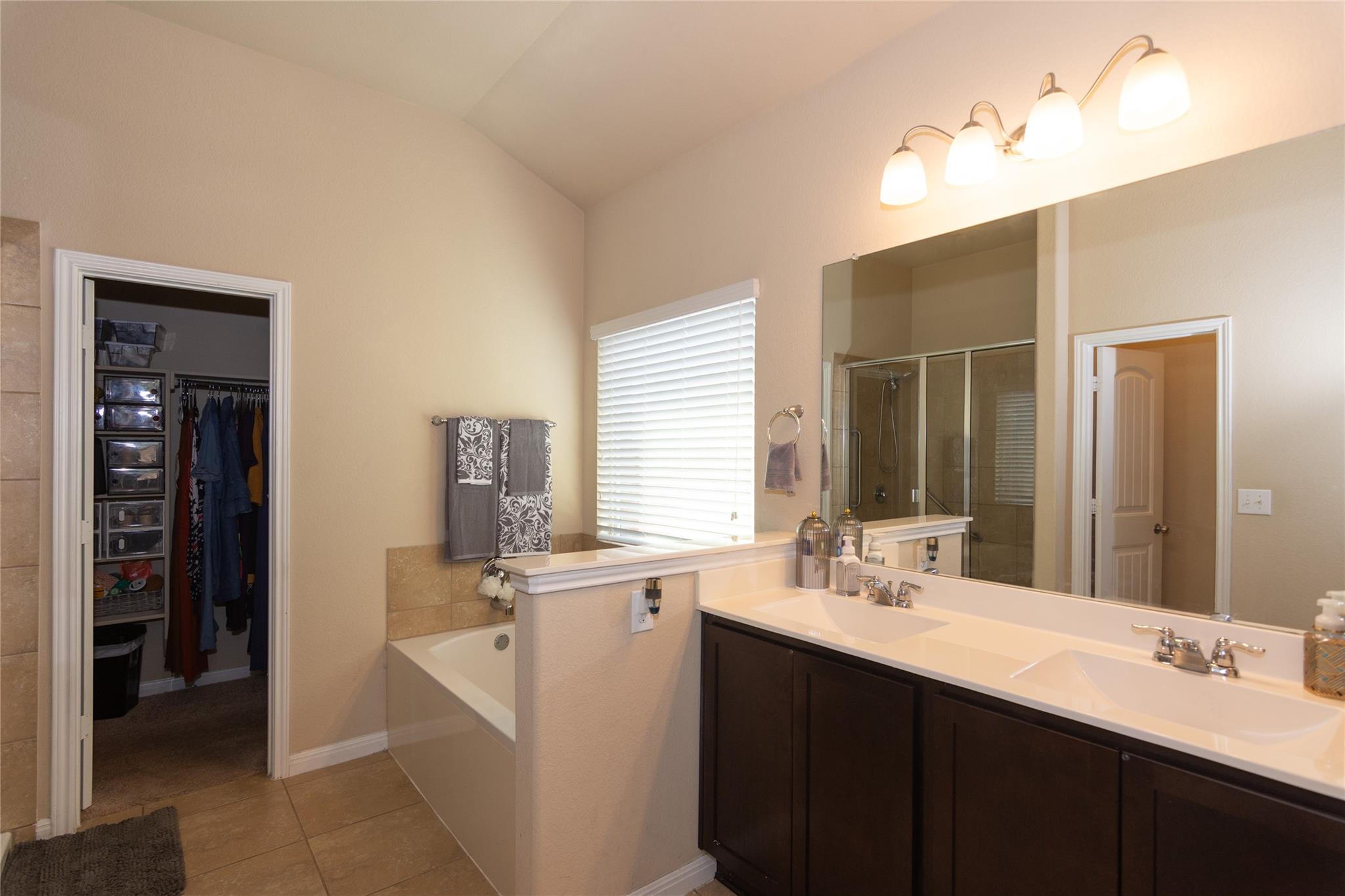 16428 Marcello Dr Property Photo 20