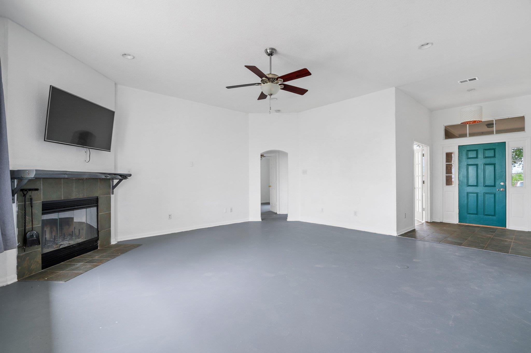 14325 S Turnersville Rd Property Photo 11