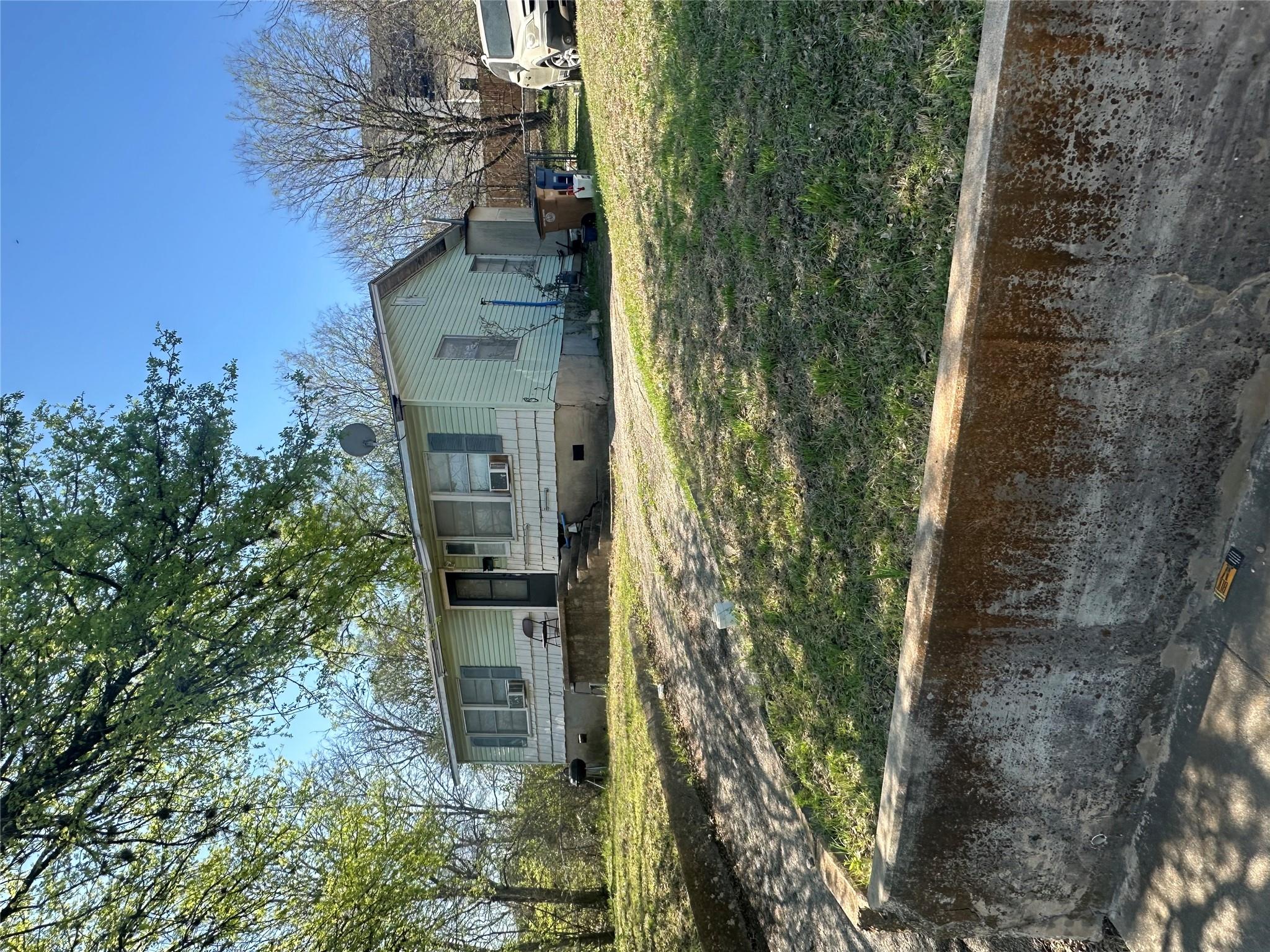 5003 Heflin Ln Property Photo