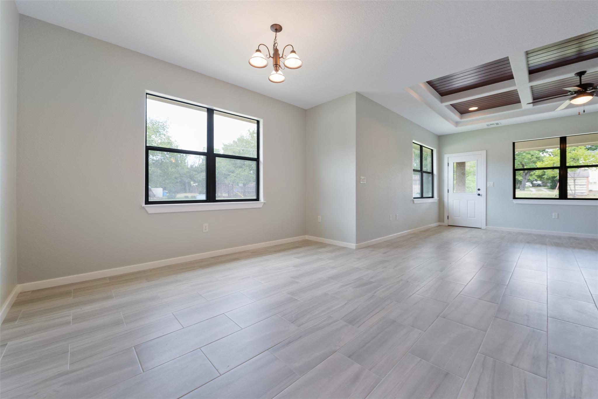 1215 Sherrard St #b Property Photo 12