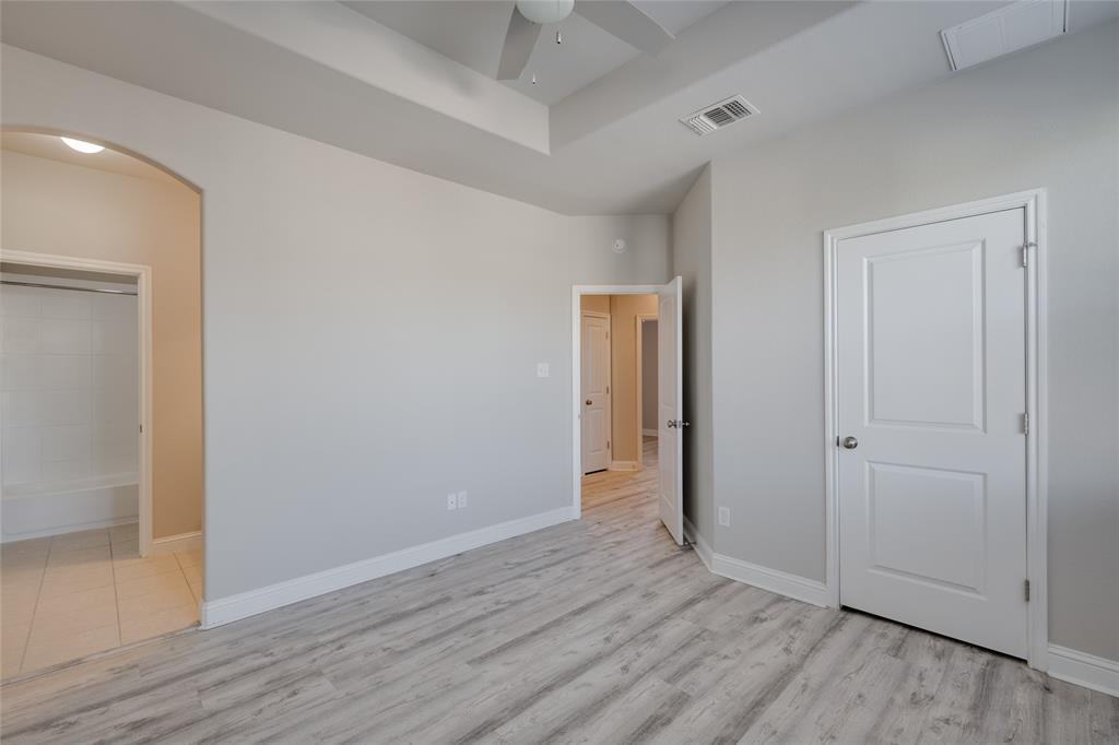 5701 Cougar Dr #d Property Photo 12