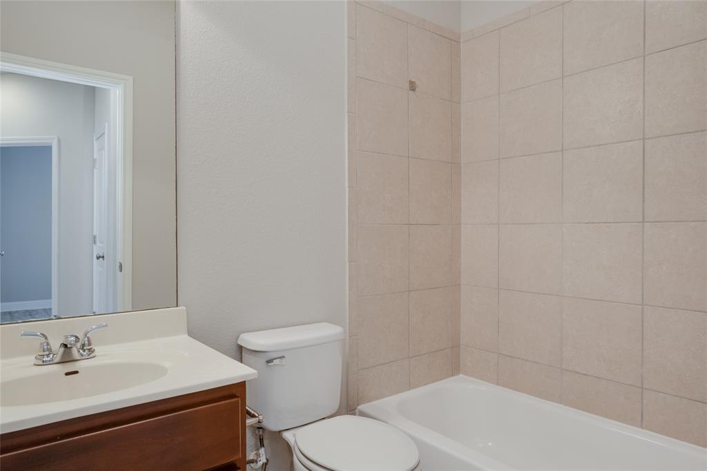 5701 Cougar Dr #d Property Photo 17