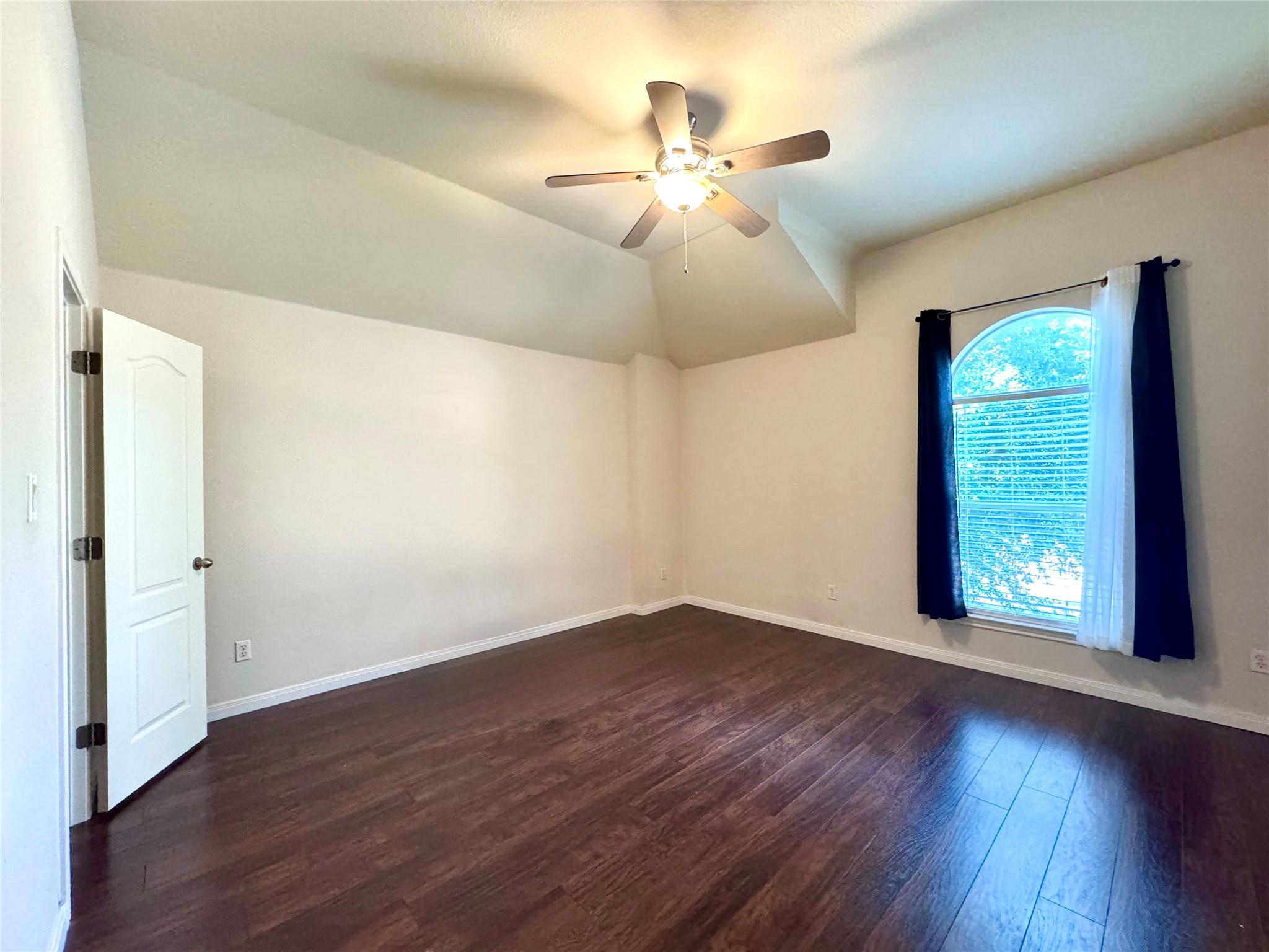 4126 Green Vista Pl Property Photo 9