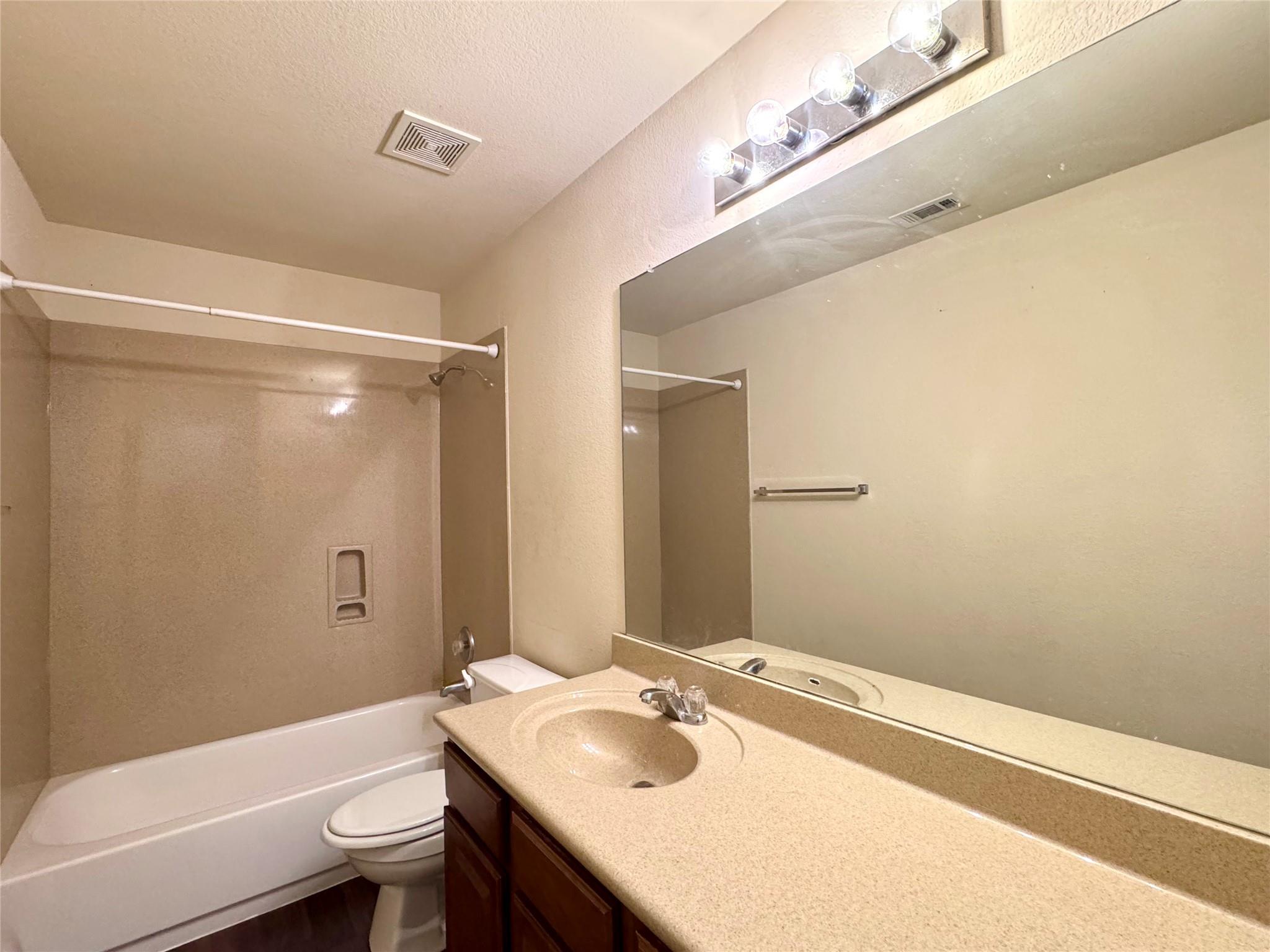 4126 Green Vista Pl Property Photo 11