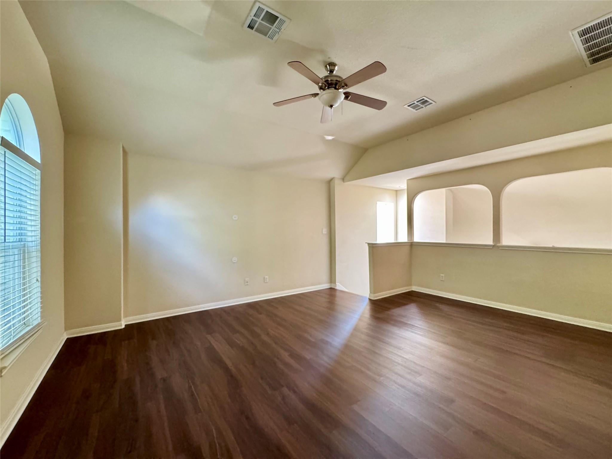 4126 Green Vista Pl Property Photo 13