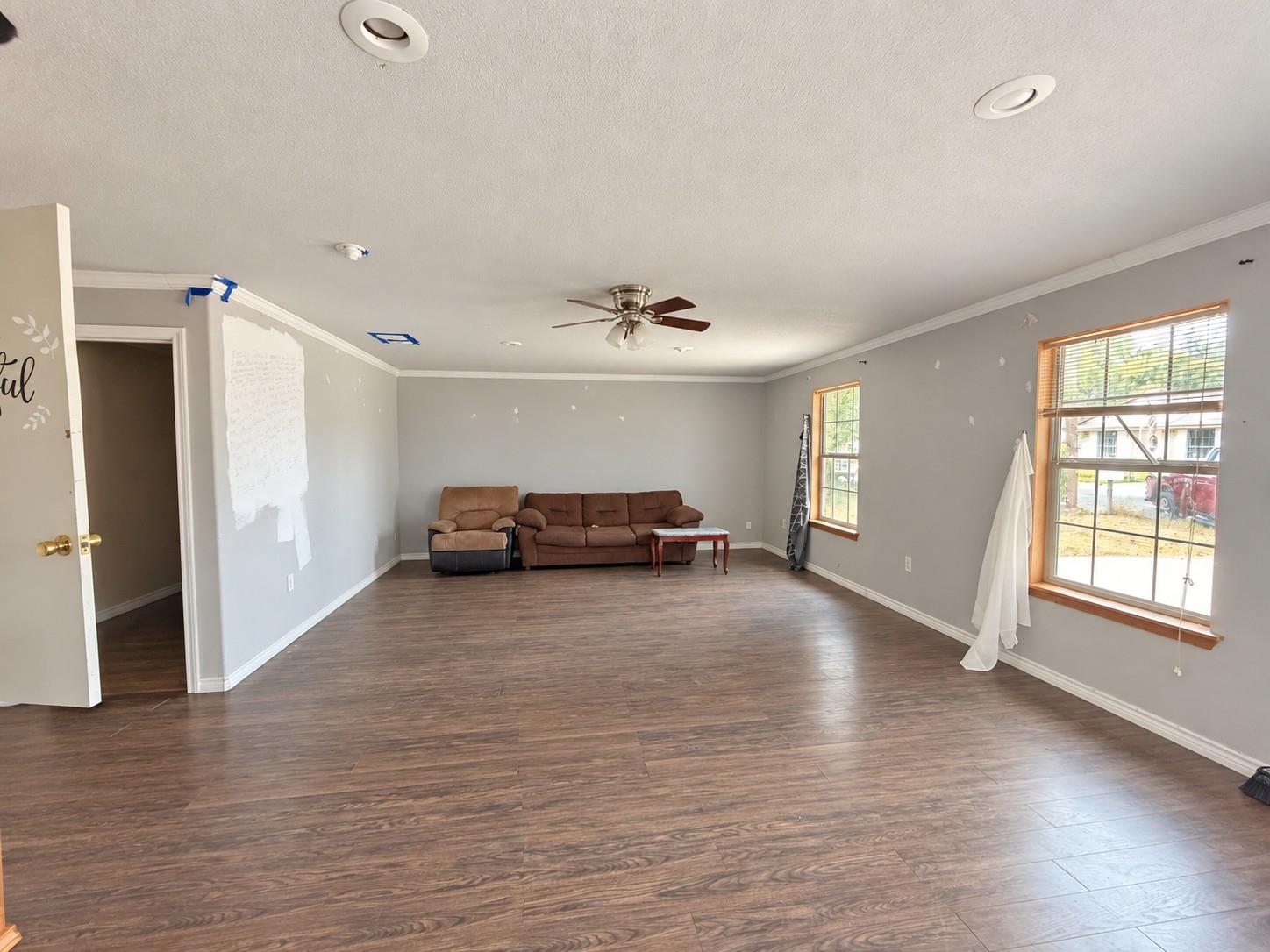 900 Lee Ln Property Photo 5