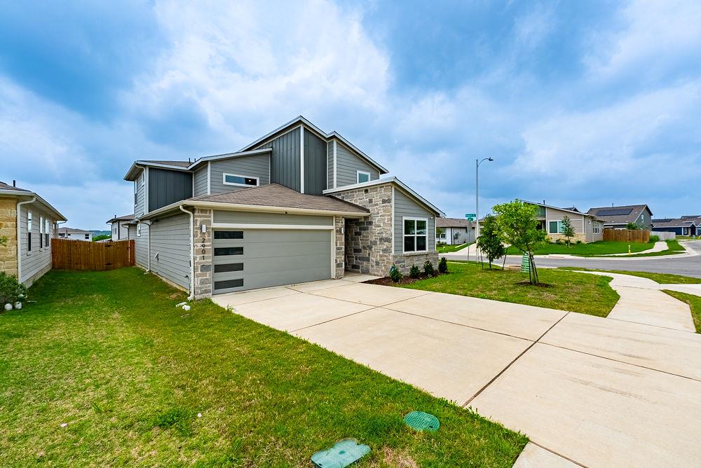 2901 Louris Ln Property Photo