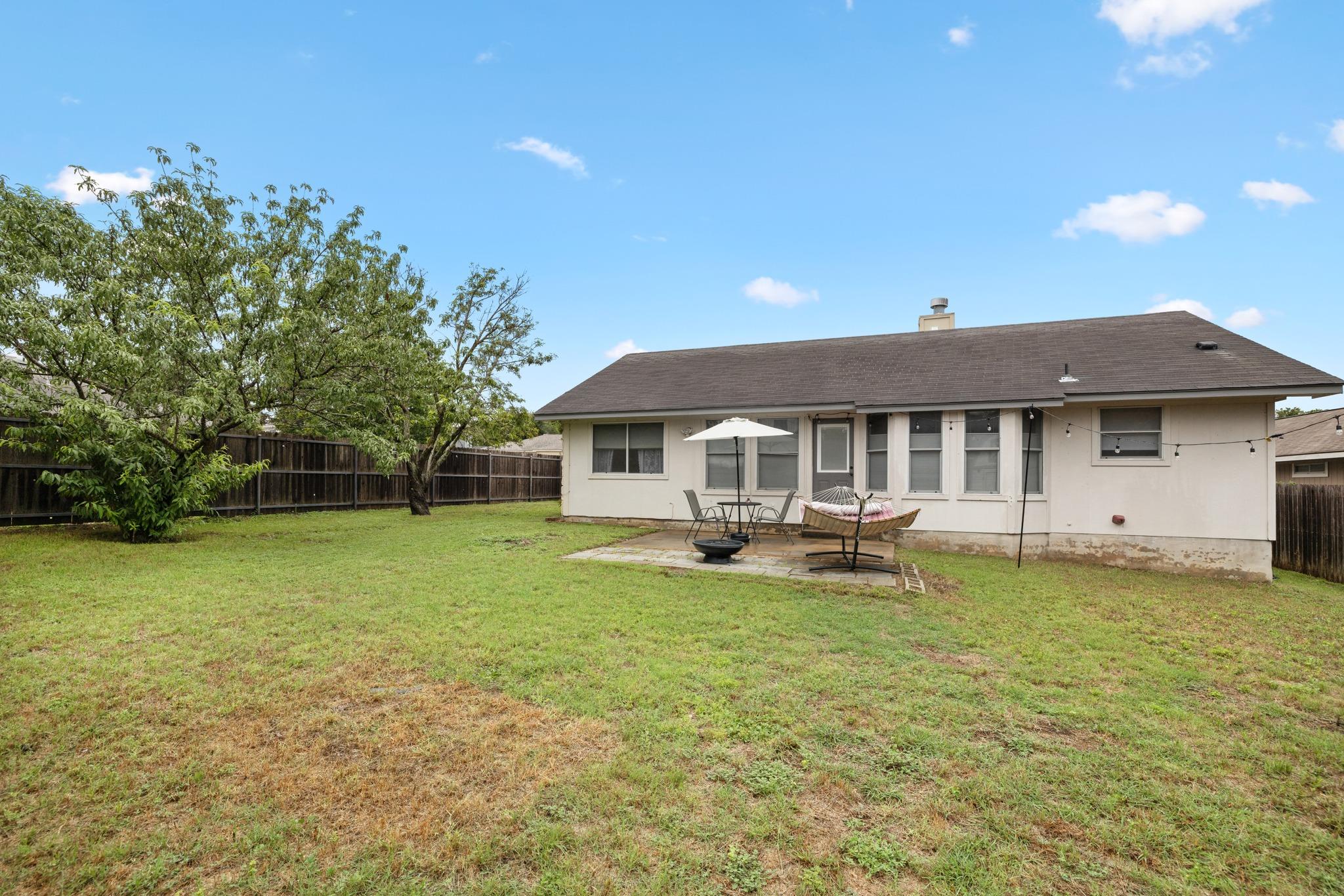 2010 Barnett Dr Property Photo 24