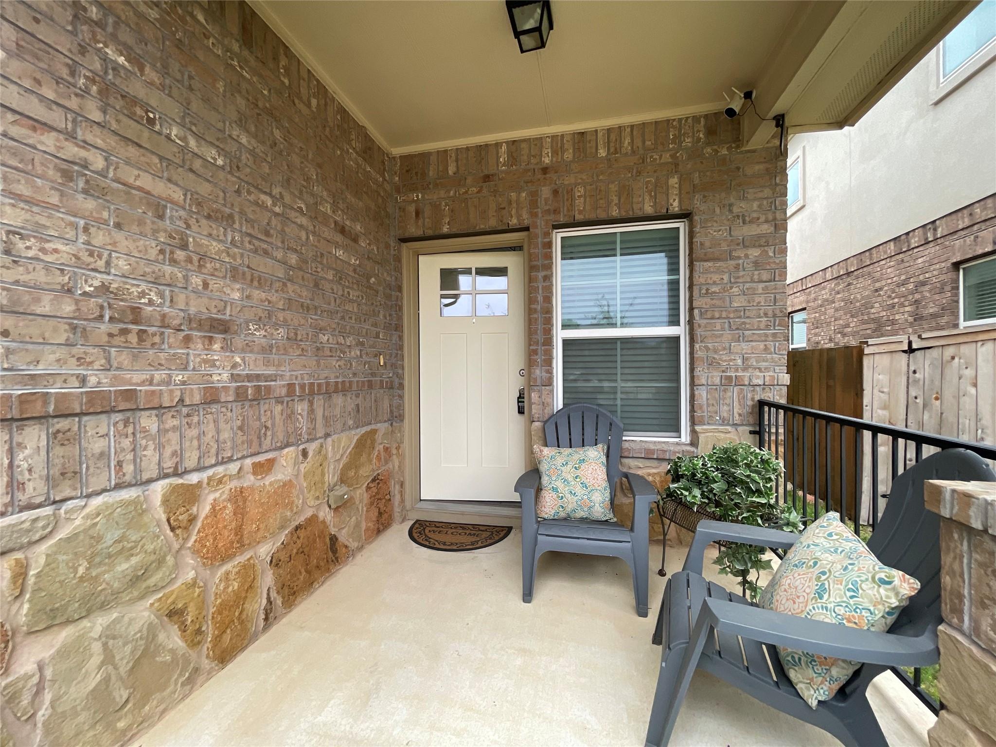 1173 La Conterra Blvd Property Photo 5