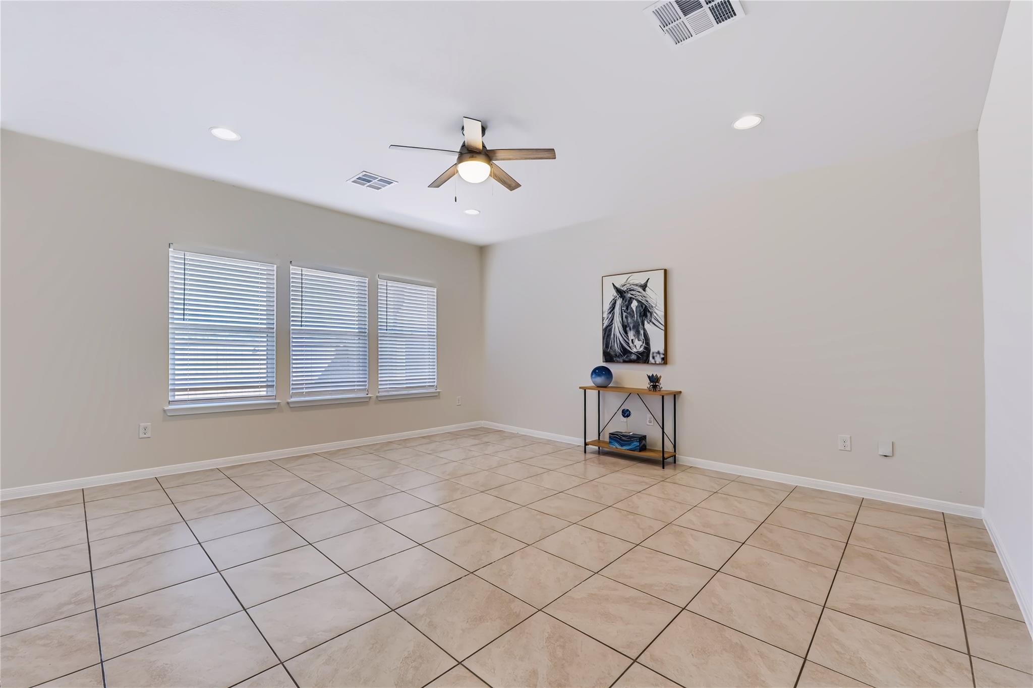 1173 La Conterra Blvd Property Photo 8