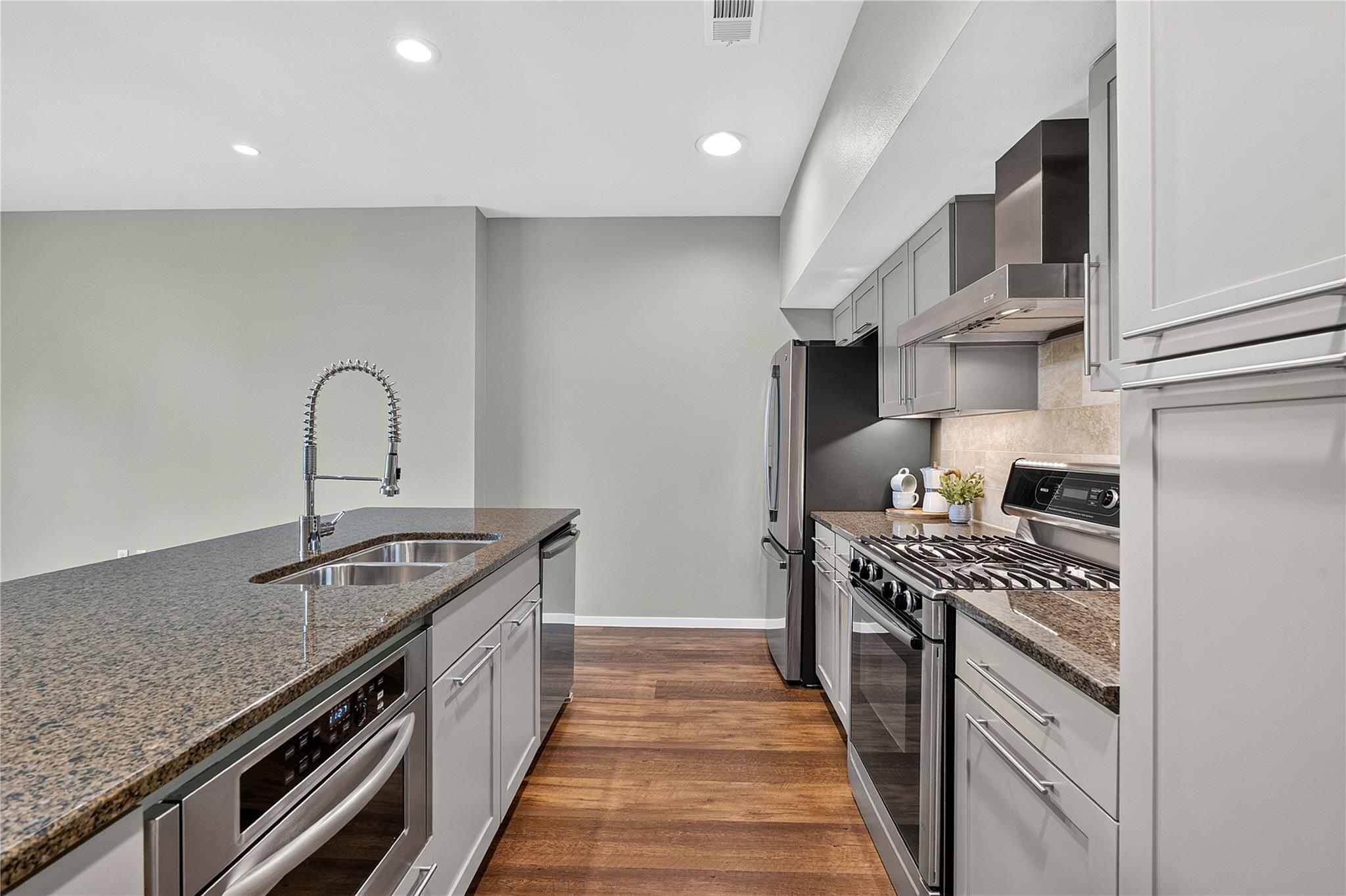 1600 Barton Springs Rd #5308 Property Photo 16