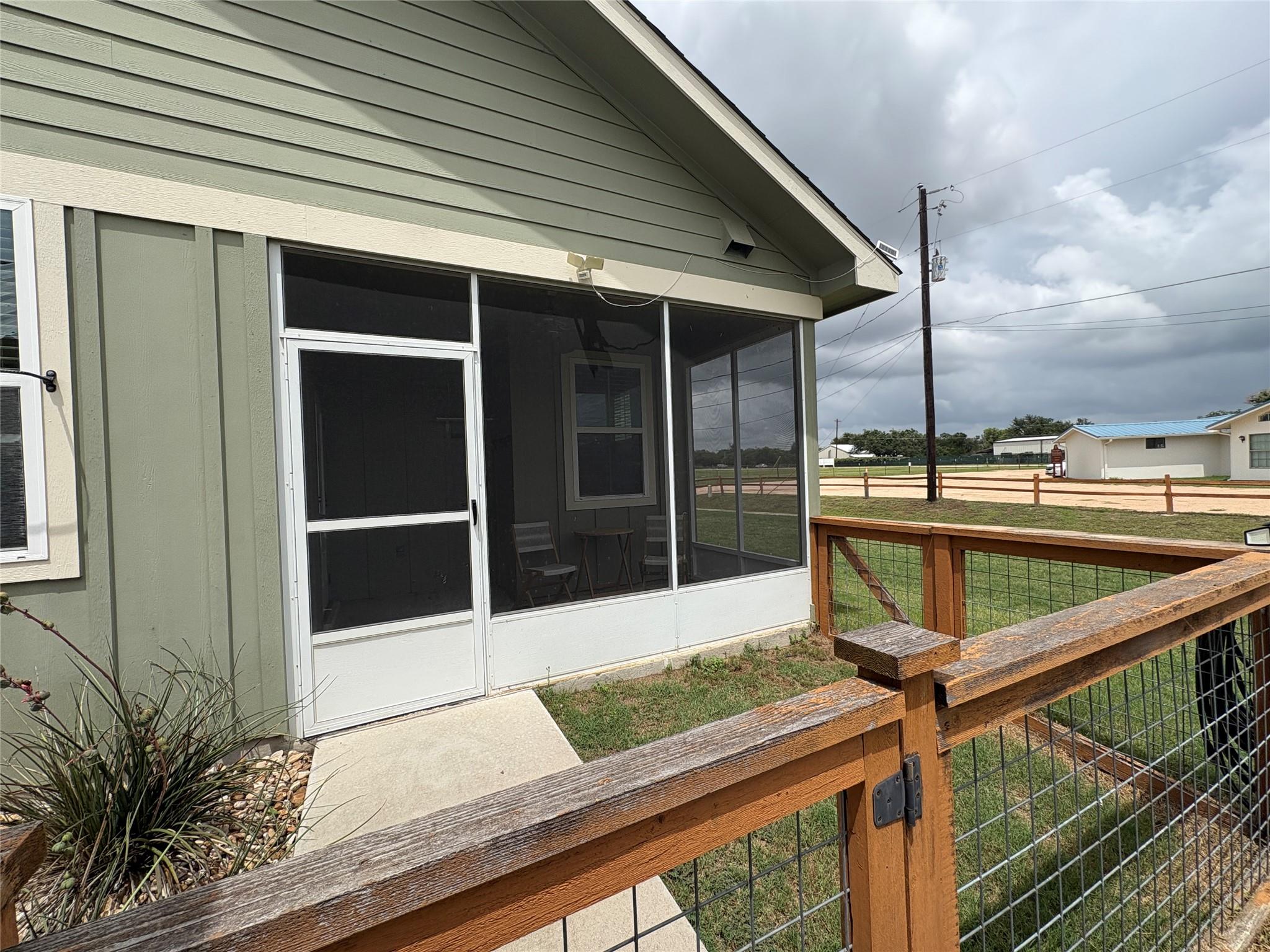 241 Rose Dr #b Property Photo 18
