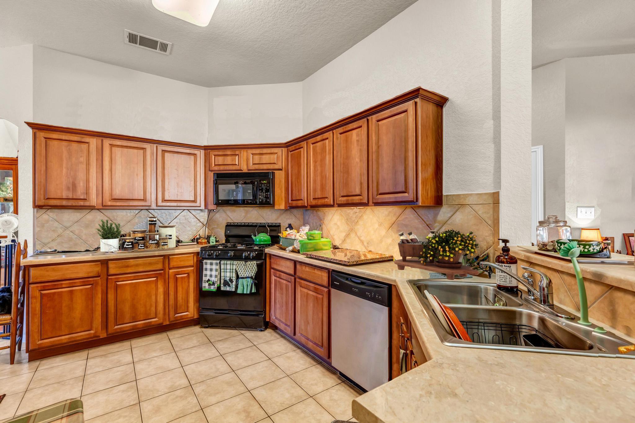 4424 Bent Path Property Photo 5