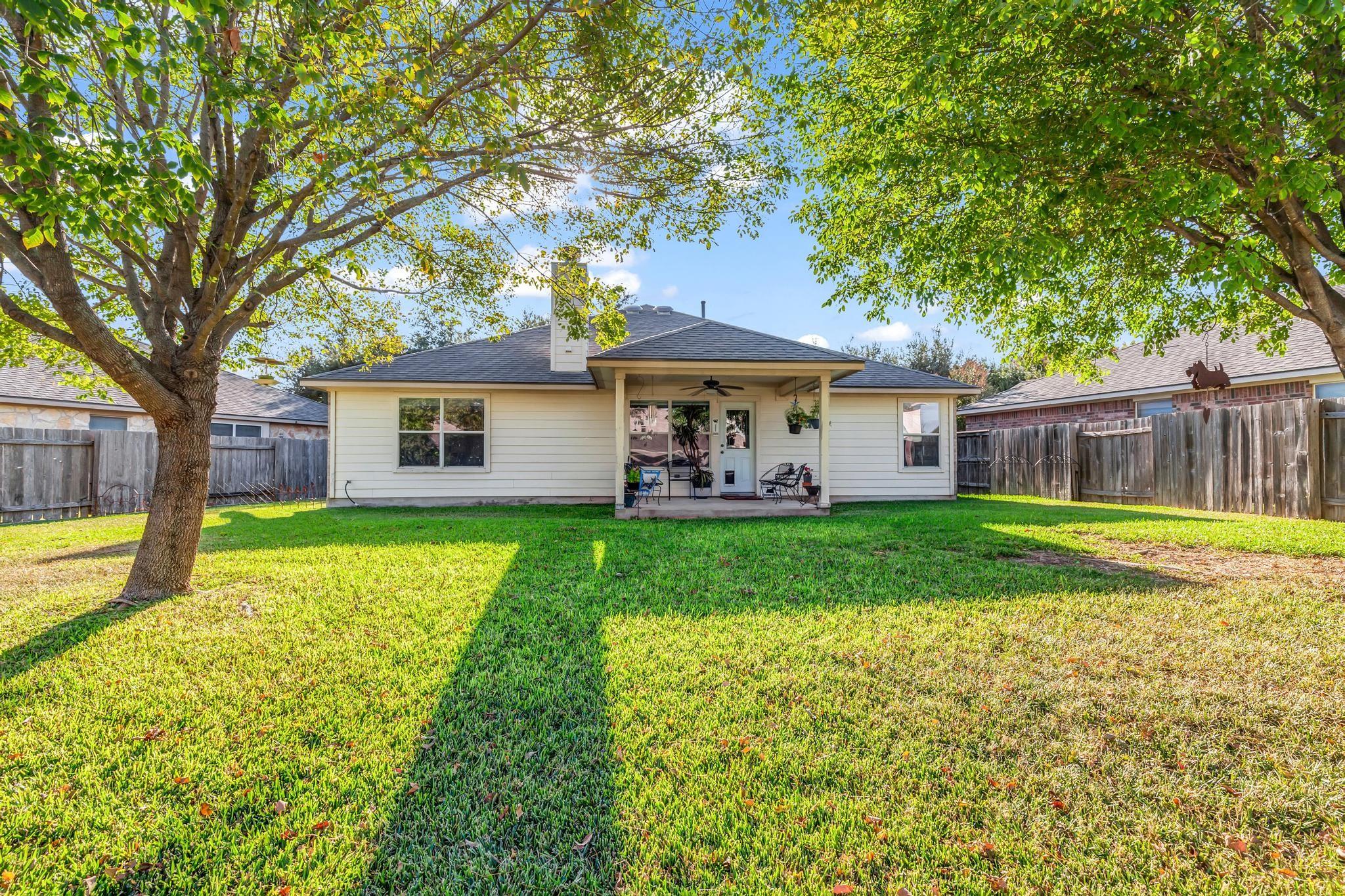 4424 Bent Path Property Photo 11