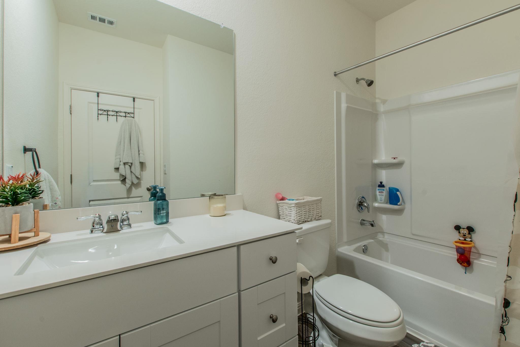 209 Dirty Harry Dr Property Photo 18