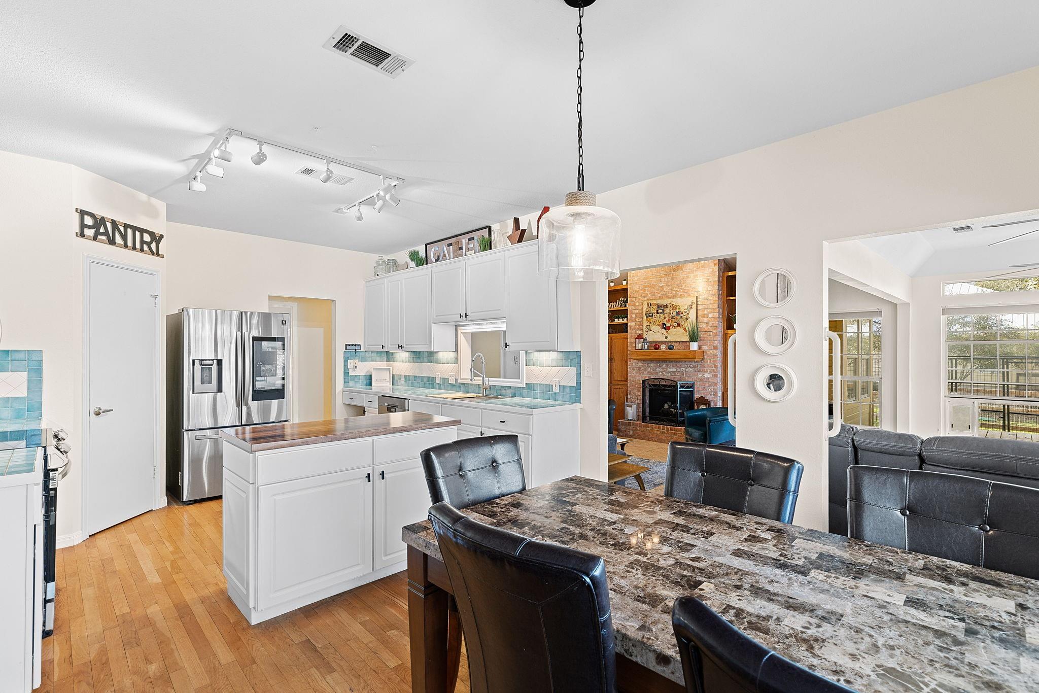 2204 Annes Trl Property Photo 15