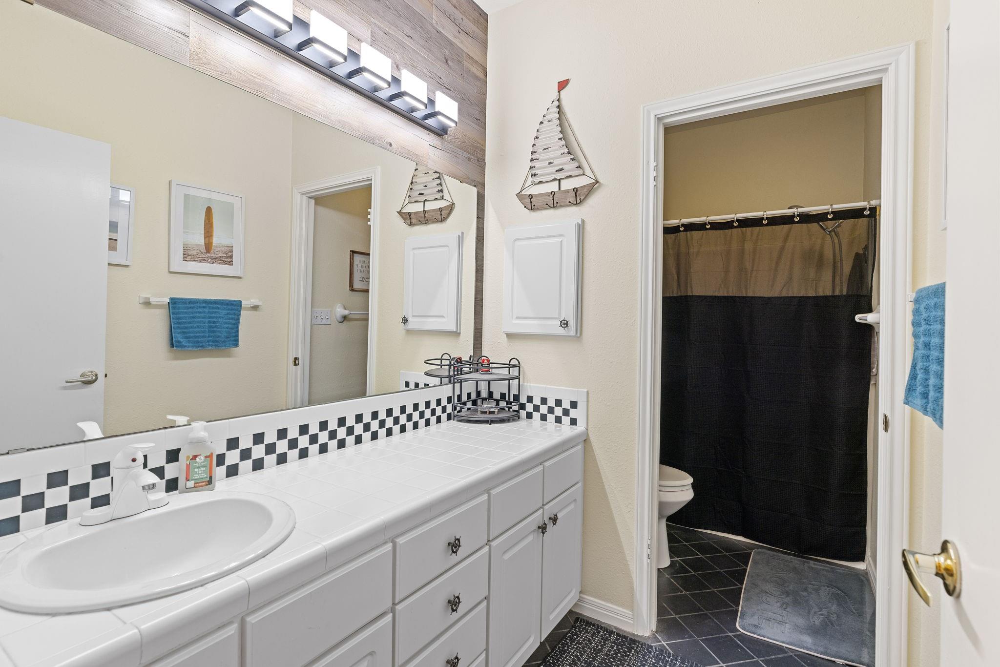 2204 Annes Trl Property Photo 25