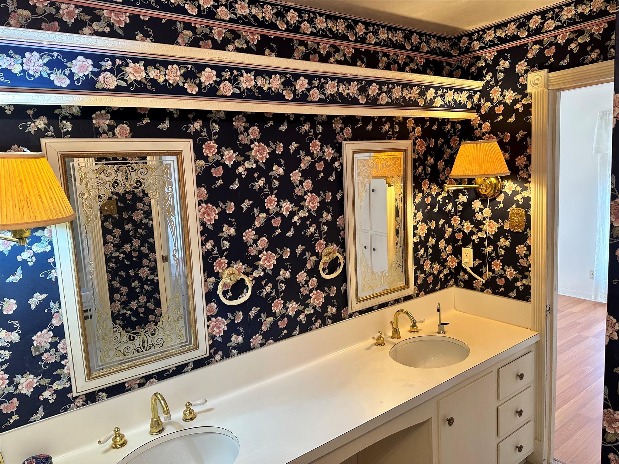 21418 Kathy Ln Property Photo 15