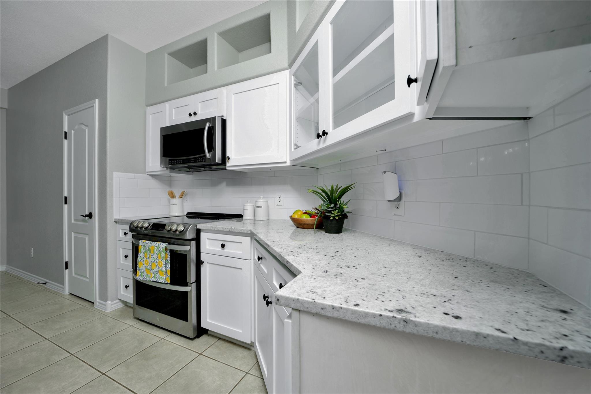 103 Sierra Ridge Dr Property Photo 11