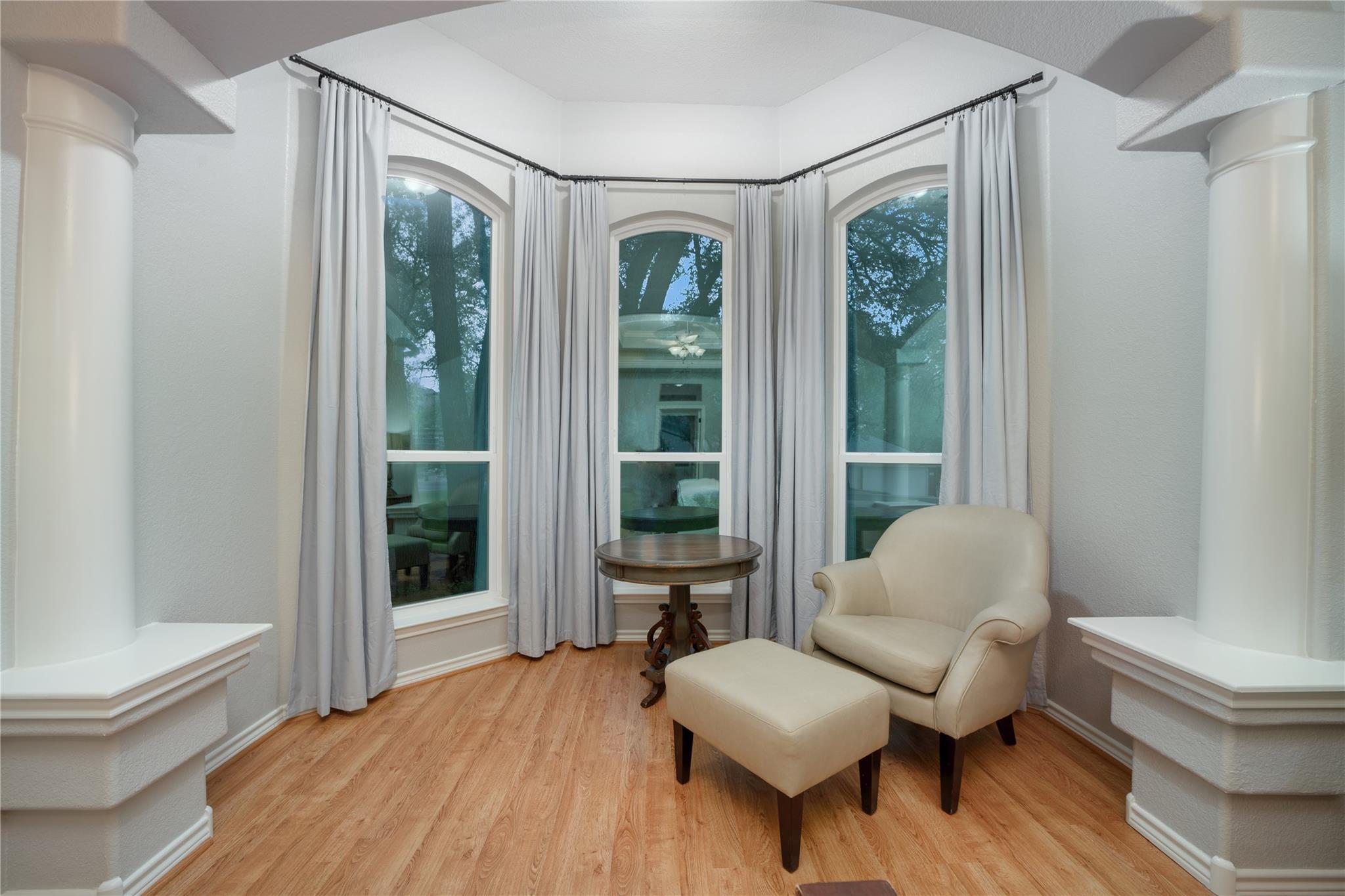 103 Sierra Ridge Dr Property Photo 17