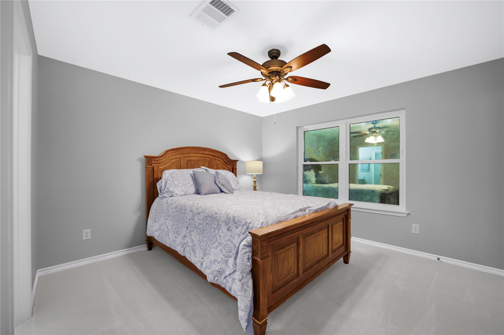 103 Sierra Ridge Dr Property Photo 28