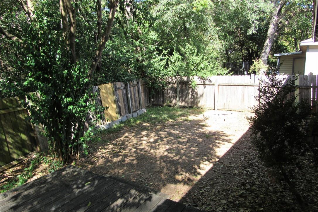 1900 Winsted Ln Property Photo 18