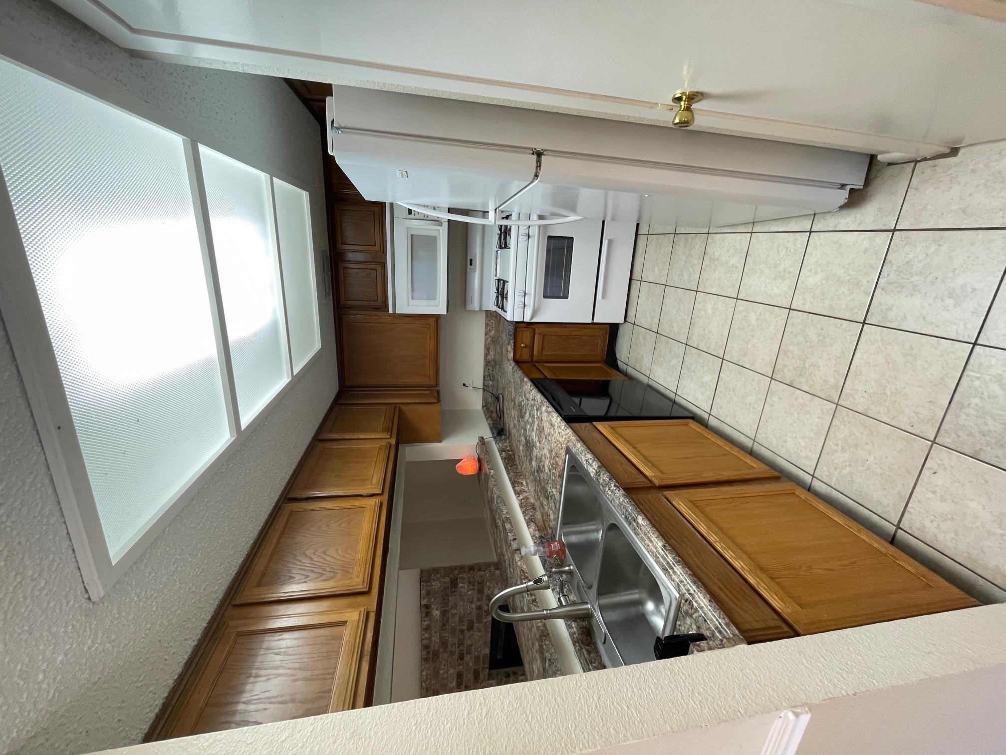 318 W William Cannon Dr #a Property Photo 7