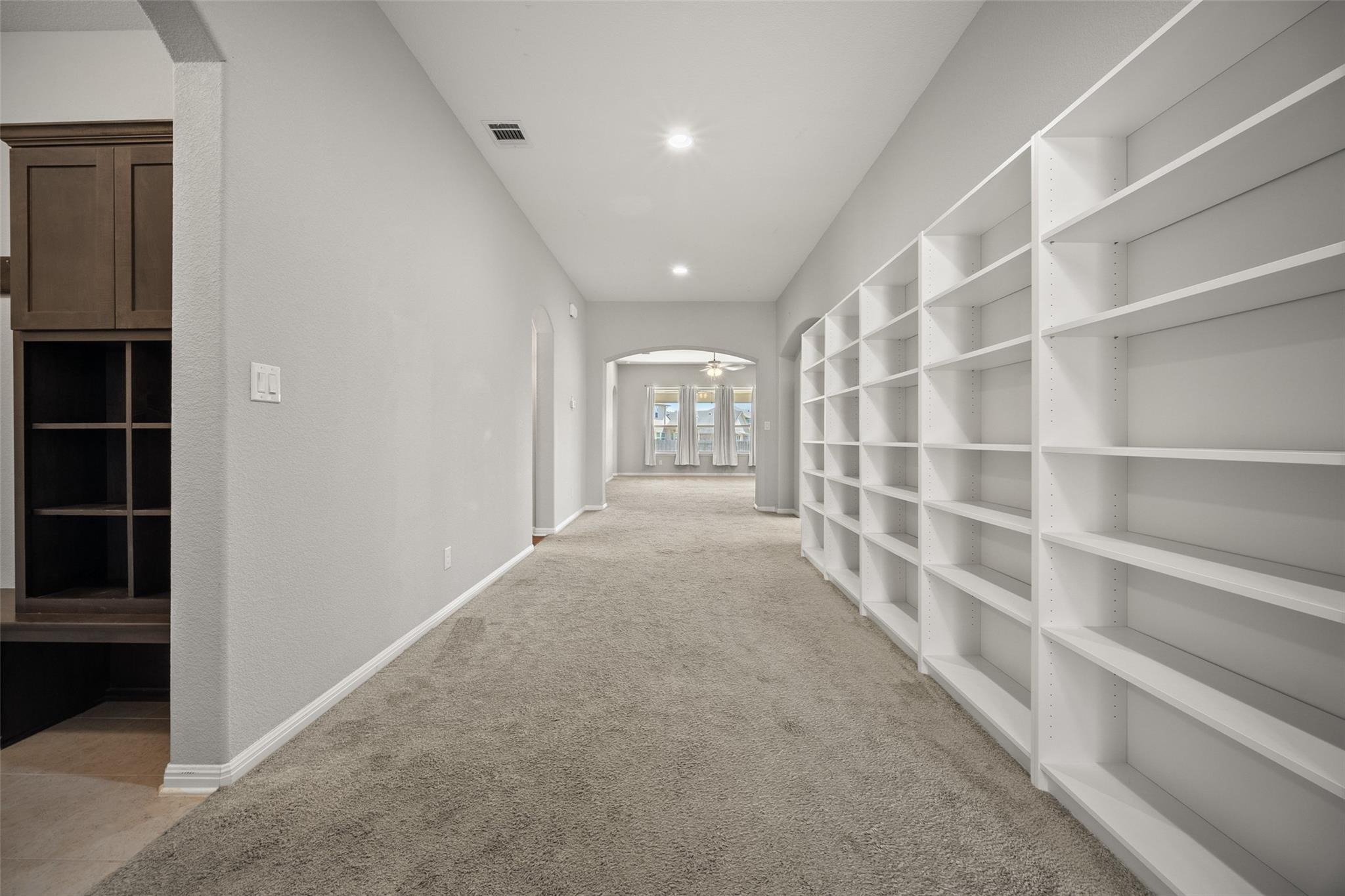 5605 San Michele St Property Photo 5