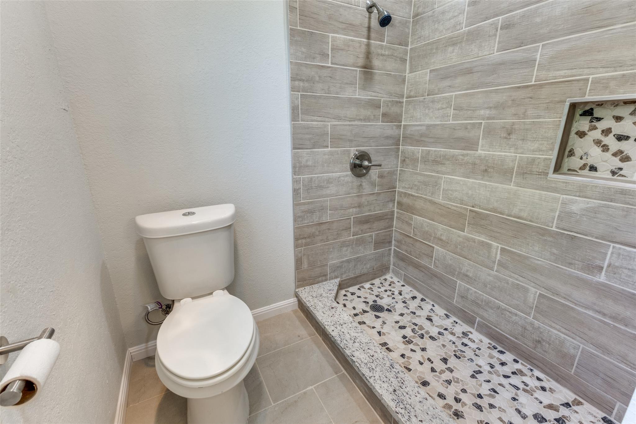 1000 Bodgers Dr Property Photo 18