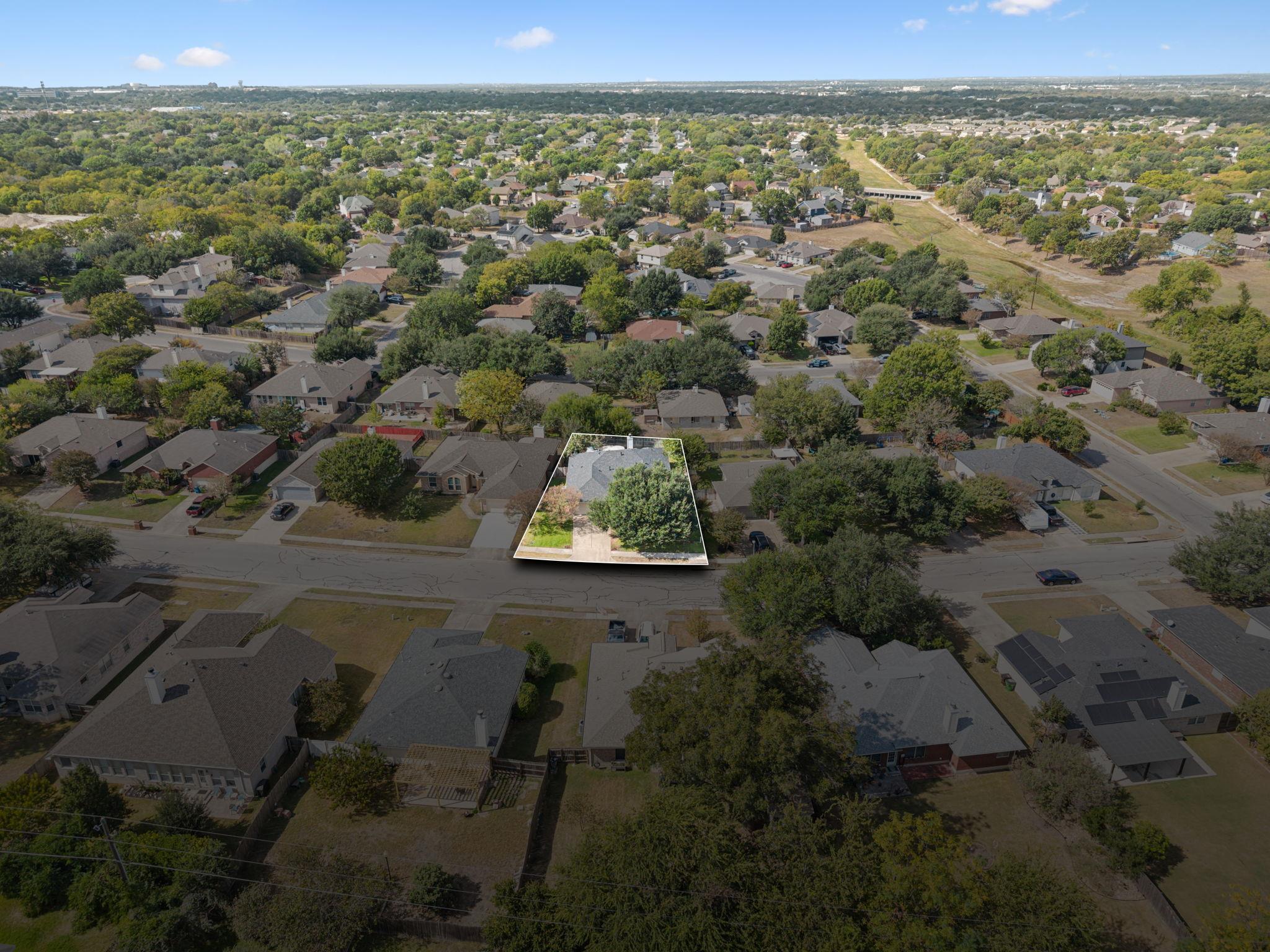 2412 Chestnut Path Property Photo 26