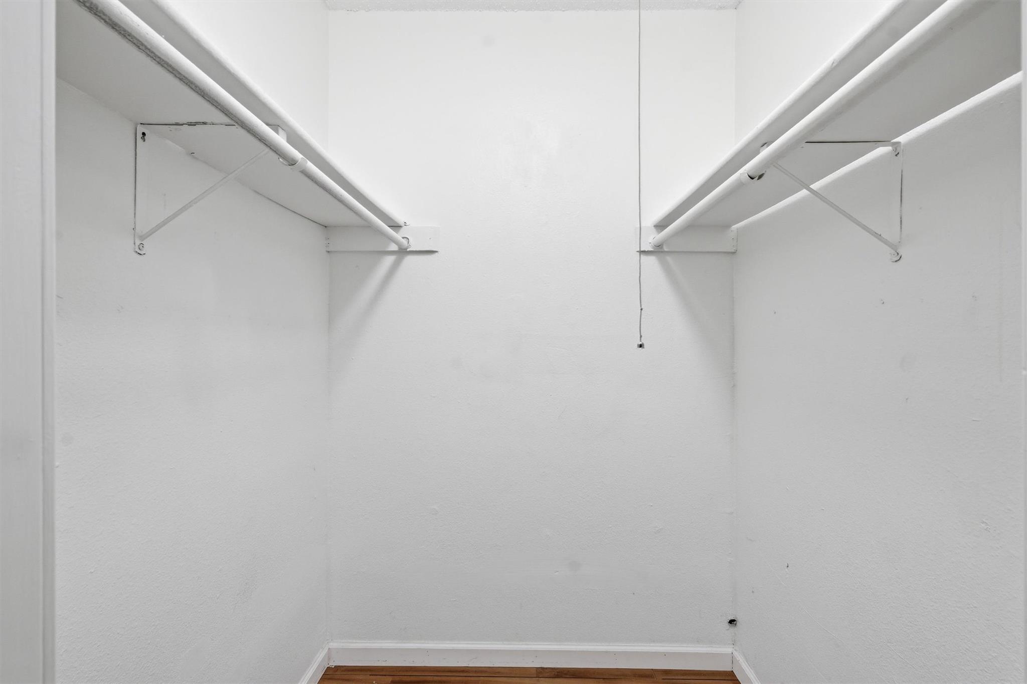6305 Emerald Forest Dr #b Property Photo 12