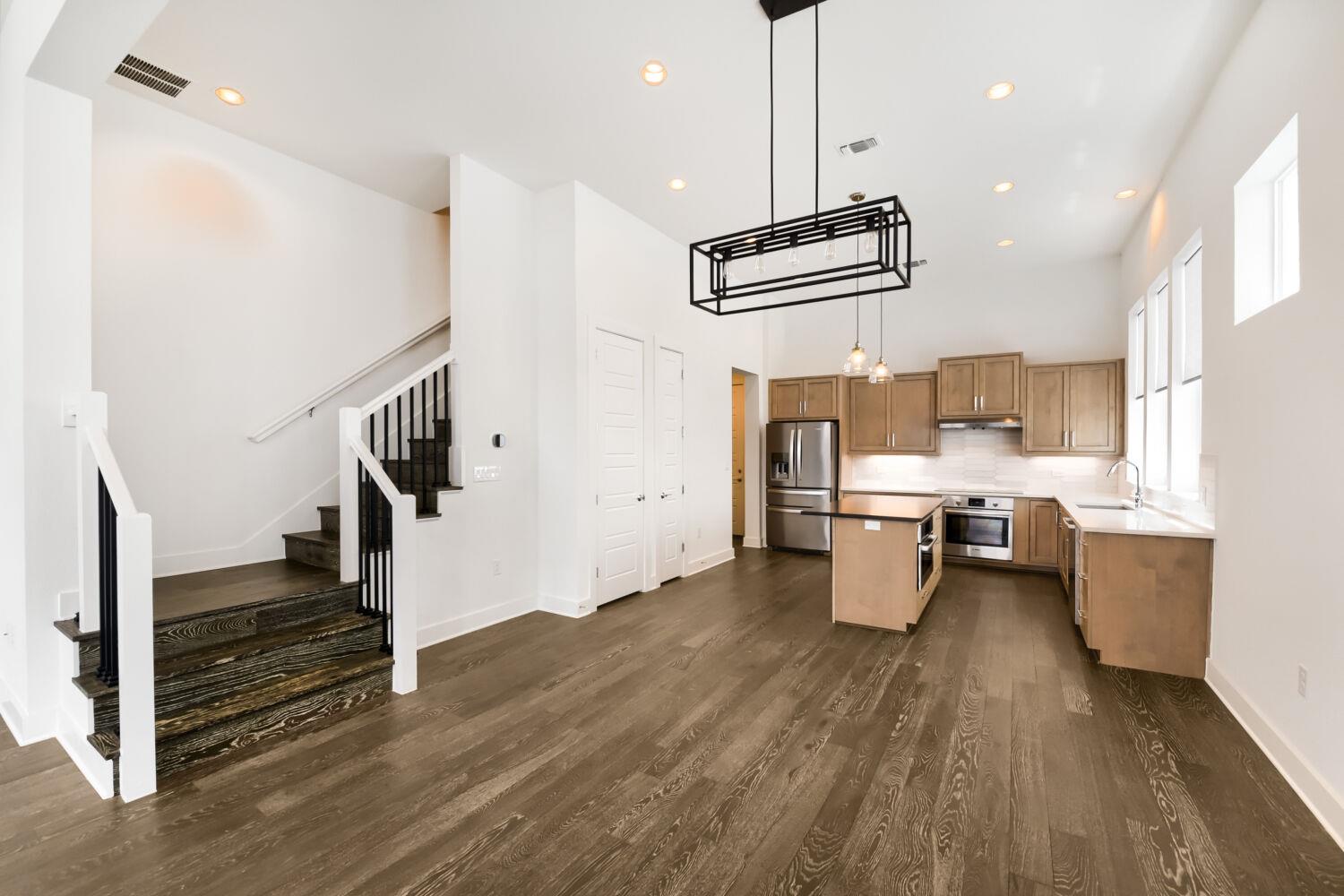 4405 Night Owl Ln Property Photo 8