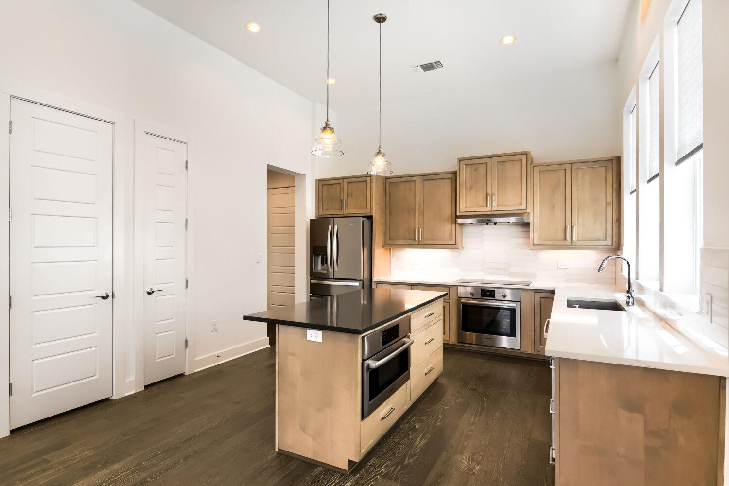 4405 Night Owl Ln Property Photo 10