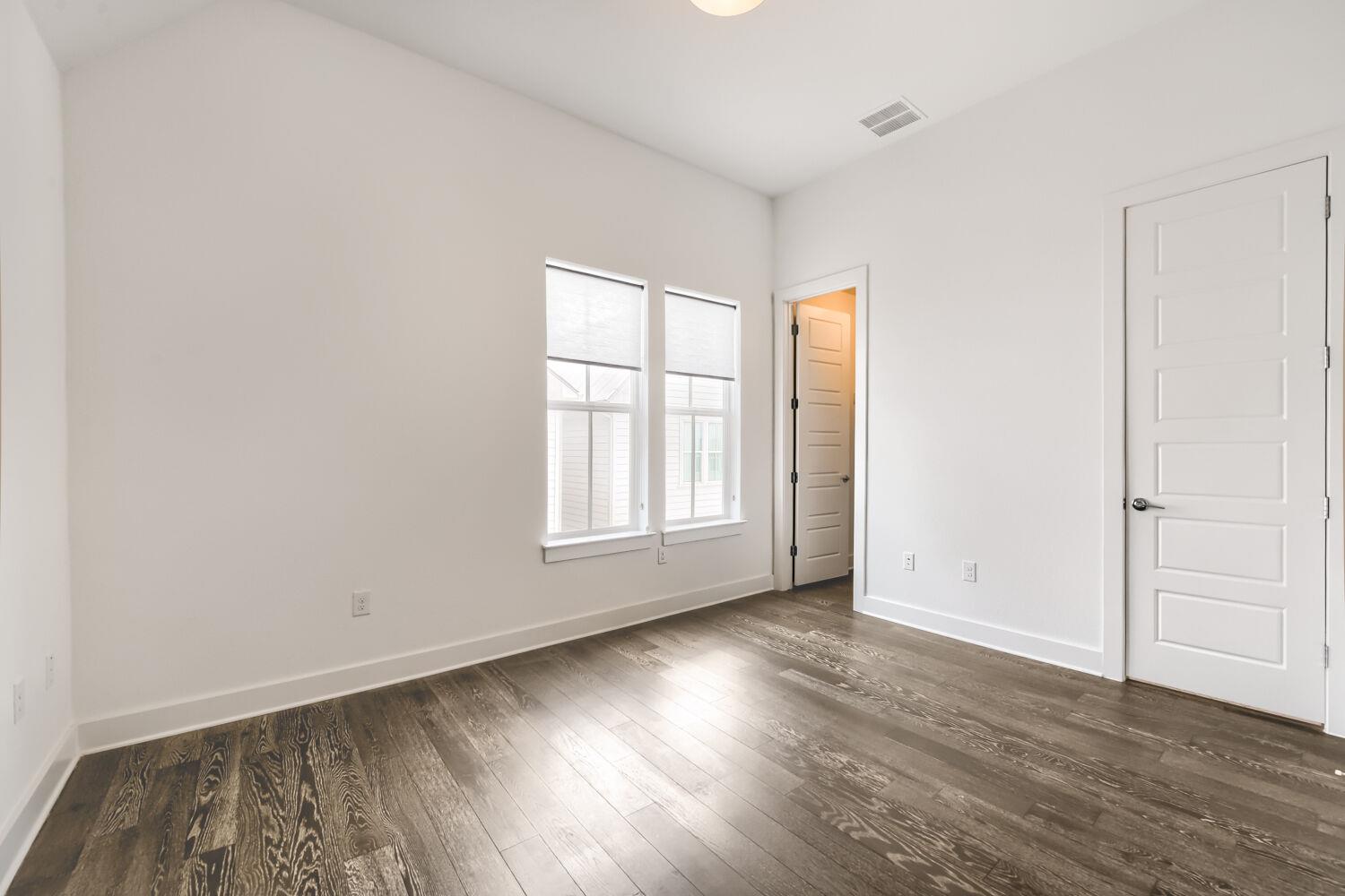 4405 Night Owl Ln Property Photo 14