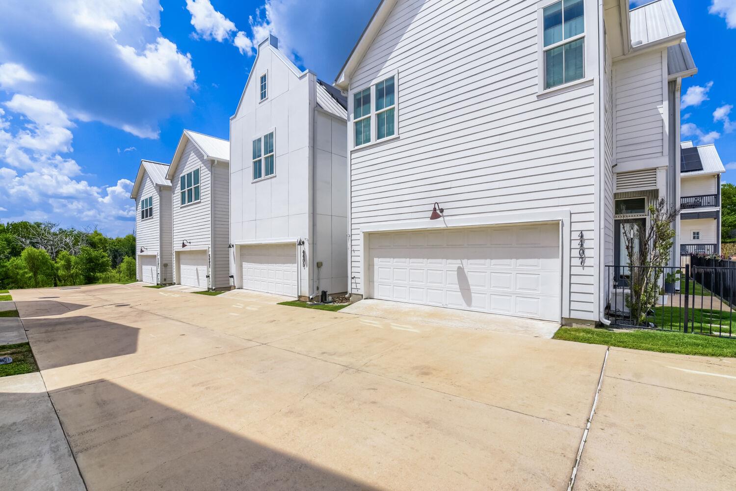 4405 Night Owl Ln Property Photo 22