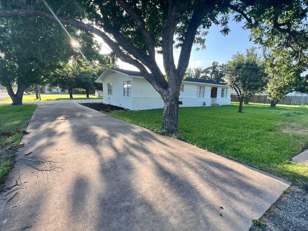 213 S Fm 1660 None Property Photo 4