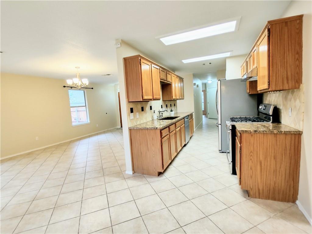 1009 Horseman Cv Property Photo 4