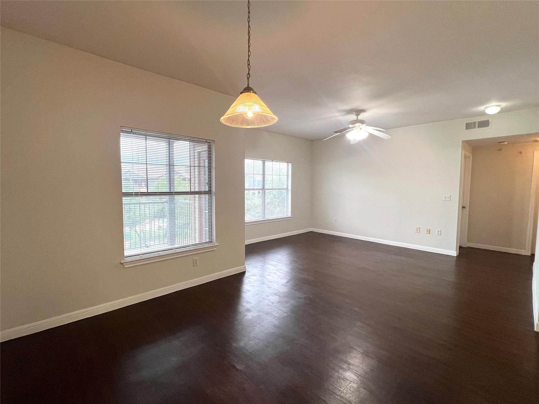 2320 Gracy Farms Ln #1231 Property Photo 7