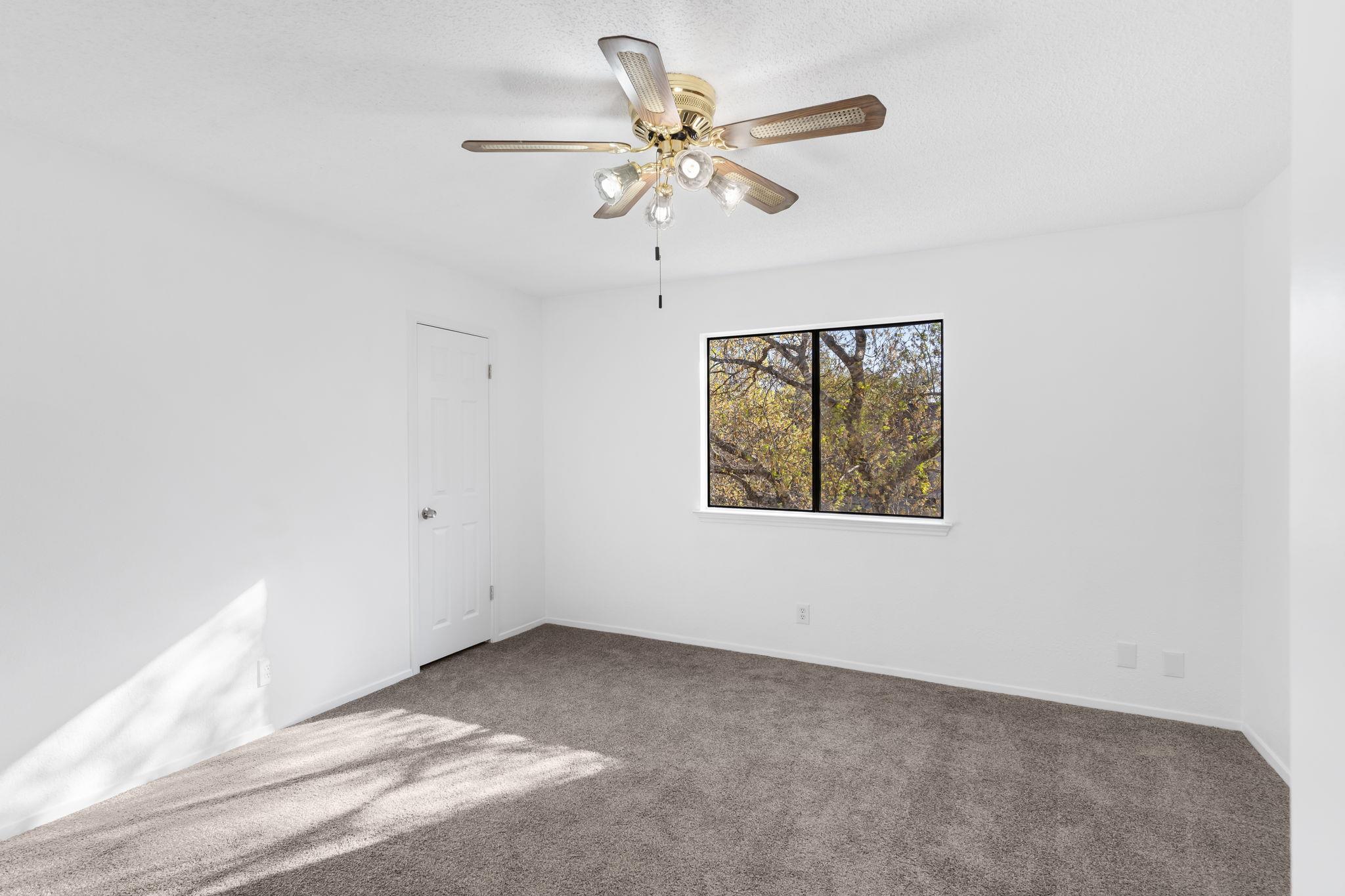 306 Cedar Mound Pass Property Photo 20