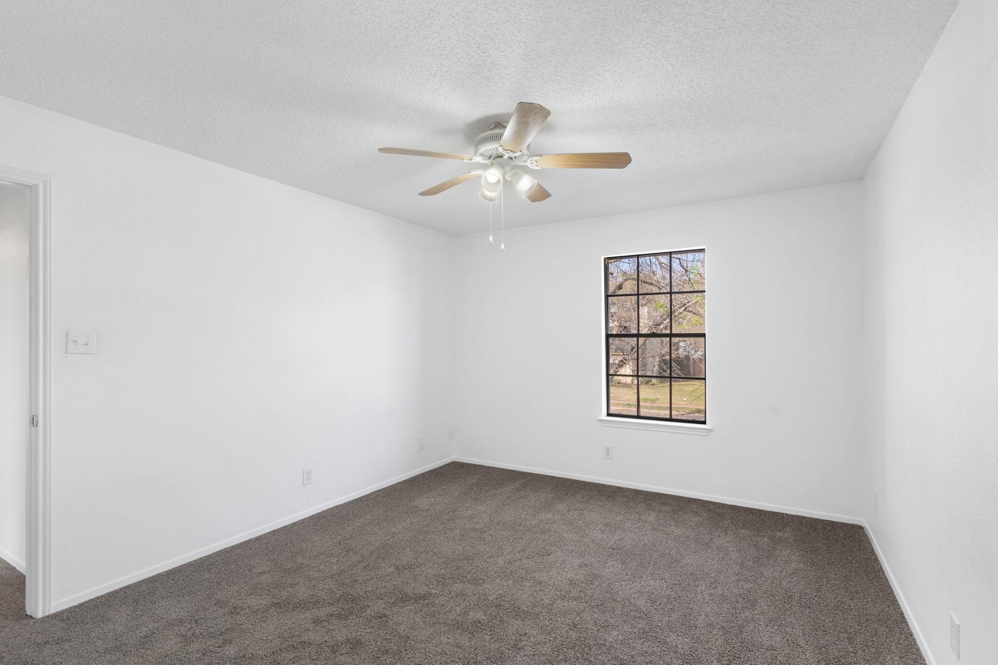 306 Cedar Mound Pass Property Photo 21