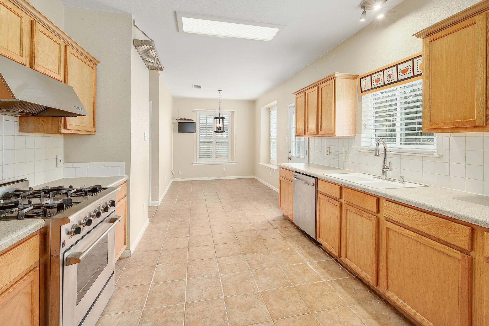 4615 Tello Path Property Photo 8