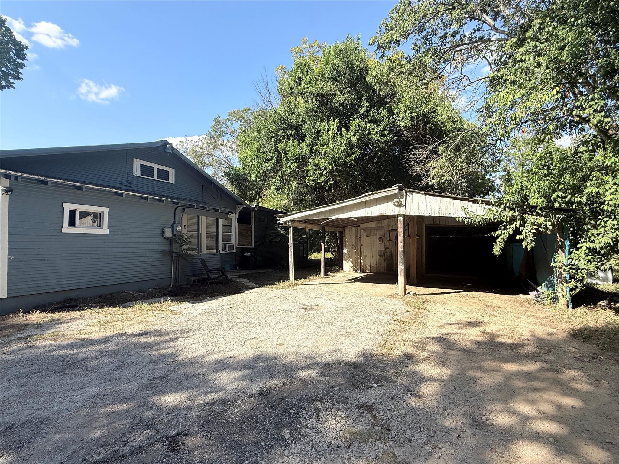 126 Smith Ln #e Property Photo 13