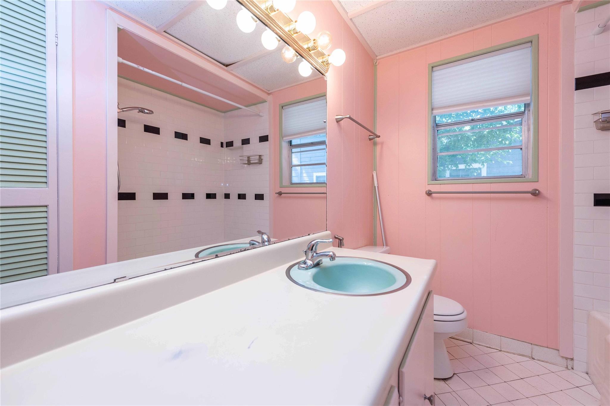 5101 Leralynn St Property Photo 15