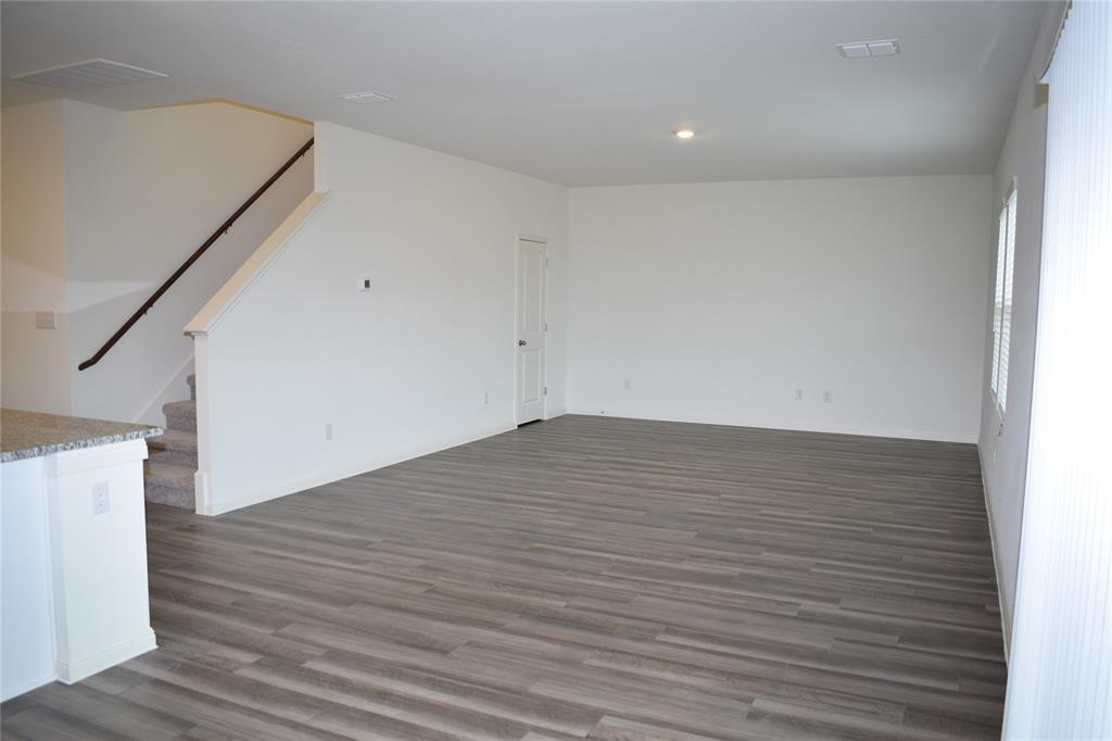 431 Robins Nest Ln Property Photo 12