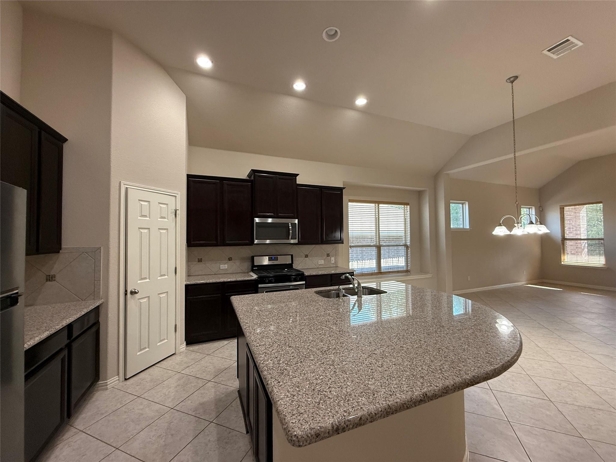 633 Peregrine Way Property Photo 2